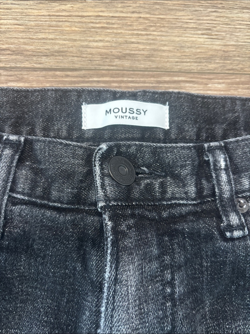 Moussy Vintage Glendele Skinny Distressed Raw Hem Jeans Black Womens Size 28 est - Picture 2 of 15
